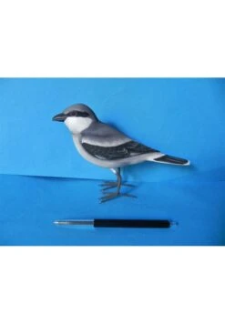 STATUETTE BOIS PIEGRIECHE GRISE 19 CM